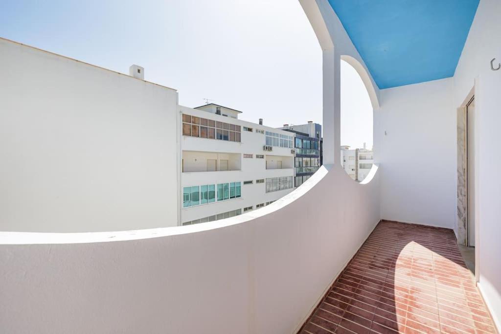 Sea-Front 1' Min! - Apartment With Ac & Wifi Quarteira Exterior foto