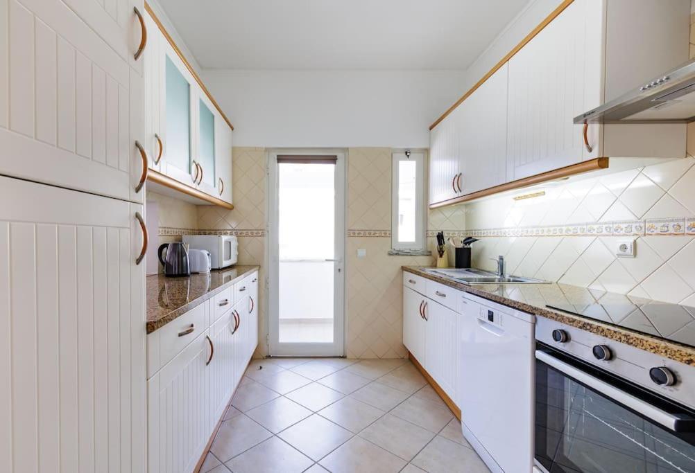 Sea-Front 1' Min! - Apartment With Ac & Wifi Quarteira Exterior foto